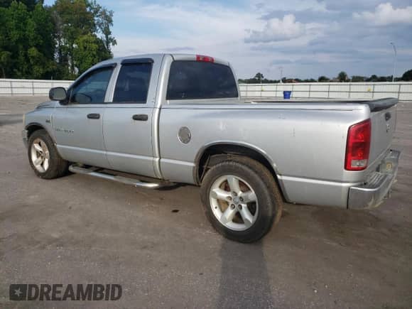 2006 Dodge 1500 SLT z VIN 1D7HA18296J101851, wystawiony jako Copart lot #73174324 z przebiegiem 178 868 mil mil oraz Czysty tytuł • Clean title. Historia ofert i sprzedaży dostępna na DreamBid. Obrazek 2.