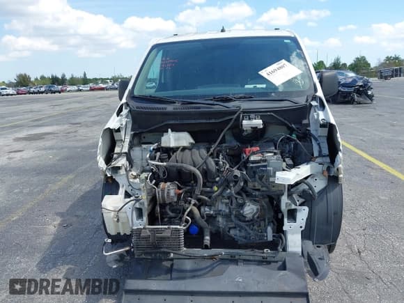 ✅ 2015 Nissan NV200 S • VIN: 3N6CM0KN9FK696110 • Лот: 41694807. Опубликован ранее на IAAI с пробегом 253 714 миль. Бесплатный доступ к архиву аукционных продаж из США и подробный отчёт об истории автомобиля на DreamBid. Изображение 13.