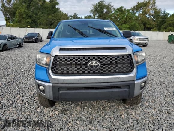✅ 2020 Toyota Tundra SR5 • VIN: 5TFUY5F1XLX954810 • Lot: 82568085. Listed on Copart with 184,457 mi. Free auction sales archive from the USA and detailed vehicle history report at DreamBid. Image 5.