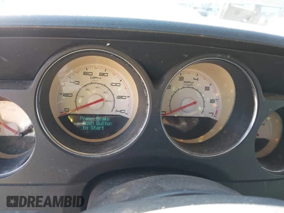 ✅ 2011 Dodge Challenger • VIN: 2B3CJ4DG6BH581755 • Lot: 43572705. Wystawiony na IAAI z przebiegiem Nie podano. Bezpłatny archiwum sprzedaży aukcyjnych z USA i szczegółowy raport historii pojazdu na DreamBid. Zdjęcie 14.