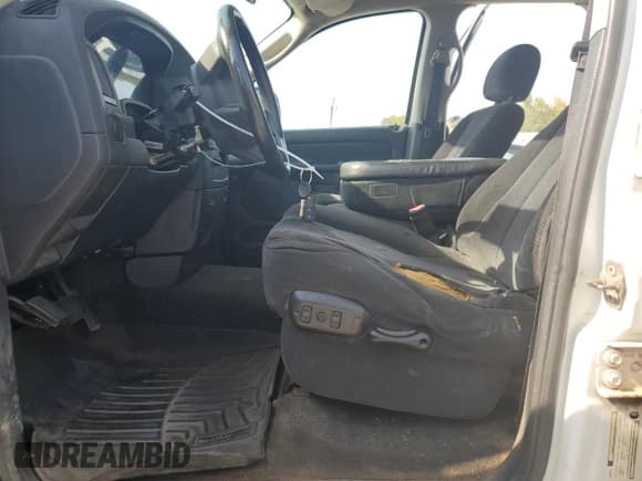 ✅ 2005 Dodge 1500 SLT • VIN: 1D7HU18D65S300440 • Лот: 72006614. Опубликован ранее на Copart с пробегом Не указан. Бесплатный доступ к архиву аукционных продаж из США и подробный отчёт об истории автомобиля на DreamBid. Изображение 7.