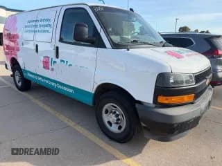 ✅ 2019 Chevrolet Express Cargo • VIN: 1GCWGAFP5K1364511 • Lot: 92509395. Listed on Copart with 266,453 mi. Free auction sales archive from the USA and detailed vehicle history report at DreamBid. Image 1.