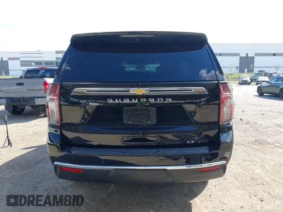 ✅ 2023 Chevrolet Suburban LT • VIN: 1GNSCCKD4PR137389 • Lot: 43398695. Listed on IAAI with 121,288 mi. Free auction sales archive from the USA and detailed vehicle history report at DreamBid. Image 16.