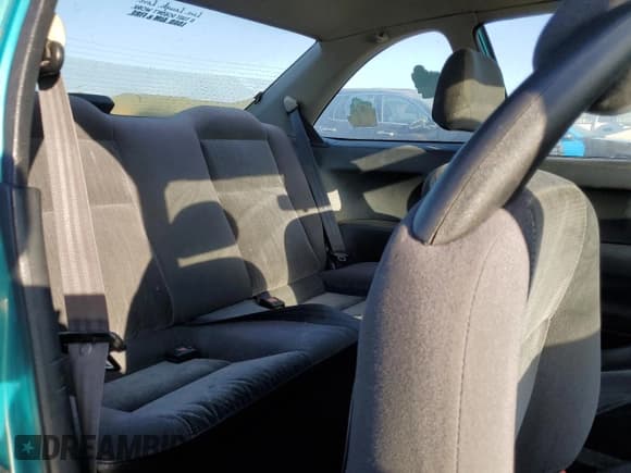 ✅ 1994 Honda Civic DX • VIN: 1HGEJ2120RL026352 • Lot: 69817075. Wystawiony na Copart z przebiegiem 230 419 mil. Bezpłatny archiwum sprzedaży aukcyjnych z USA i szczegółowy raport historii pojazdu na DreamBid. Zdjęcie 10.