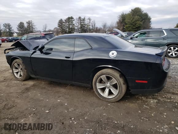 ✅ 2021 Dodge Challenger SXT • VIN: 2C3CDZAG8MH517635 • Lot: 39369623. Wystawiony na Copart z przebiegiem 32 034 mil. Bezpłatny archiwum sprzedaży aukcyjnych z USA i szczegółowy raport historii pojazdu na DreamBid. Zdjęcie 2.