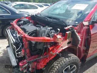 2025 Chevrolet Equinox FWD ACTIV с VIN 3GNAXKEG1SL260082, выставлен на аукционе IAAI как лот 42441773 с пробегом 881 миль миль и . История ставок и продаж доступна на DreamBid. Изображение 6.