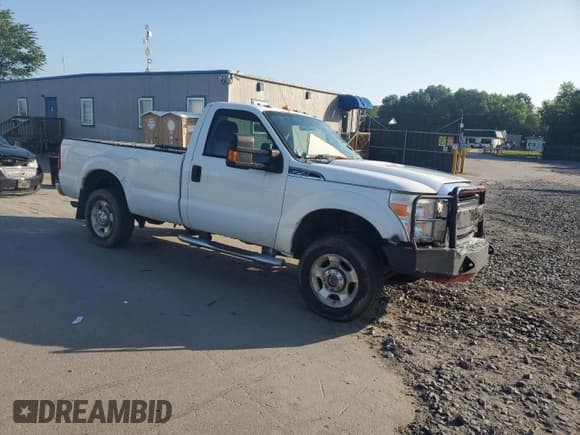✅ 2011 Ford F-250 XL • VIN: 1FTBF2B68BEB44843 • Lot: 61815215. Listed on Copart with 177,672 mi. Free auction sales archive from the USA and detailed vehicle history report at DreamBid. Image 4.