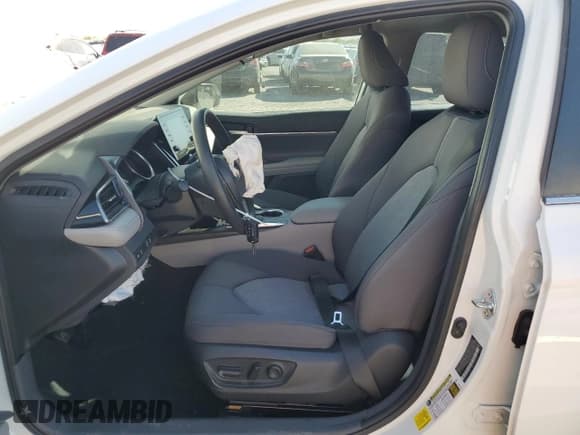 ✅ 2024 Toyota Camry LE • VIN: 4T1C11AKXRU853703 • Lot: 85907445. Listed on Copart with 18,193 mi. Free auction sales archive from the USA and detailed vehicle history report at DreamBid. Image 7.