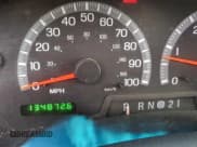 ✅ 2001 Ford F-150 XL • VIN: 1FTRF17L01NC00506 • Lot: 81245645. Wystawiony na Copart z przebiegiem 134 872 mil. Bezpłatny archiwum sprzedaży aukcyjnych z USA i szczegółowy raport historii pojazdu na DreamBid. Zdjęcie 8.