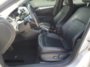 ✅ 2013 Volkswagen Jetta Autobahn • VIN: 3VW4A7AJ3DM256826 • Lot: 66312525. Wystawiony na Copart z przebiegiem 175 131 mil. Bezpłatny archiwum sprzedaży aukcyjnych z USA i szczegółowy raport historii pojazdu na DreamBid. Zdjęcie 7.