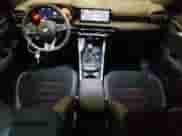 2023 Dodge Hornet GT z VIN ZACNDFAN5P3A03012, wystawiony jako Copart lot #80222984 z przebiegiem 5 852 mil mil oraz Szkoda całkowita • Salvage title. Historia ofert i sprzedaży dostępna na DreamBid. Obrazek 8.