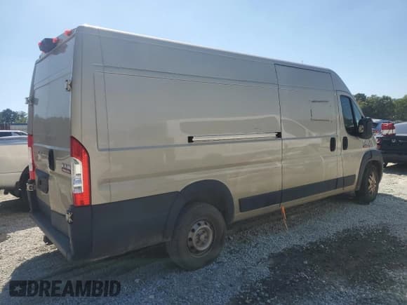 ✅ 2021 Ram ProMaster Cargo • VIN: 3C6MRVJG5ME531263 • Lot: 84009205. Listed on Copart with 426,631 mi. Free auction sales archive from the USA and detailed vehicle history report at DreamBid. Image 3.