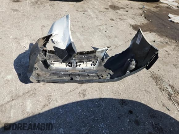 ✅ 2017 Subaru Outback Premium • VIN: 4S4BSAFC6H3424783 • Lot: 91233285. Wystawiony na Copart z przebiegiem 139 229 mil. Bezpłatny archiwum sprzedaży aukcyjnych z USA i szczegółowy raport historii pojazdu na DreamBid. Zdjęcie 13.