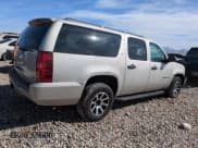 ✅ 2009 Chevrolet Suburban LS • VIN: 1GNFC16079R211582 • Лот: 50649205. Опубликован ранее на Copart с пробегом 258 057 миль. Бесплатный доступ к архиву аукционных продаж из США и подробный отчёт об истории автомобиля на DreamBid. Изображение 3.