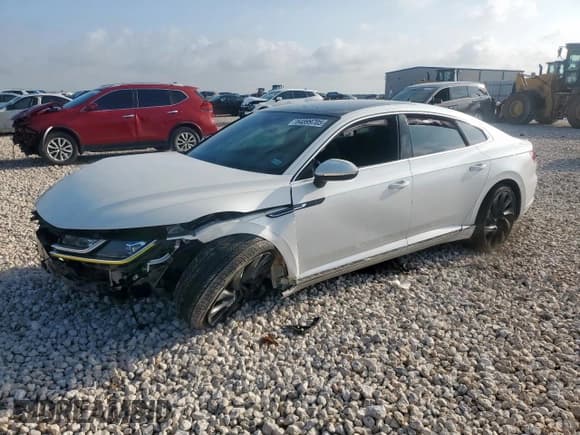 ✅ 2023 Volkswagen Arteon SEL R-Line • VIN: WVWAR7AN6PE015631 • Lot: 64899705. Wystawiony na Copart z przebiegiem 23 033 mil. Bezpłatny archiwum sprzedaży aukcyjnych z USA i szczegółowy raport historii pojazdu na DreamBid. Zdjęcie 1.