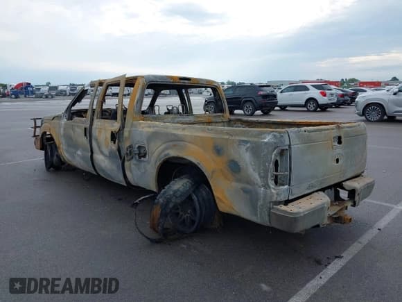 ✅ 2016 Ford F-250 Lariat • VIN: 1FT7W2BT2GEC04425 • Lot: 42589789. Listed on IAAI with Not provided. Free auction sales archive from the USA and detailed vehicle history report at DreamBid. Image 3.