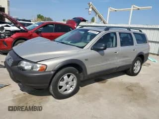 ✅ 2002 Volvo V70 • VIN: YV1SZ58D821061607 • Lot: 80203875. Listed on Copart with 198,448 mi. Free auction sales archive from the USA and detailed vehicle history report at DreamBid. Image 1.