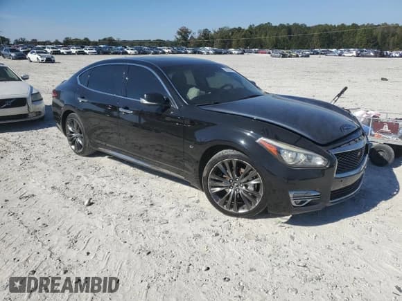✅ 2017 Infiniti Q70 3.7 • VIN: JN1BY1PP1HM170191 • Lot: 86855865. Wystawiony na Copart z przebiegiem 212 699 mil. Bezpłatny archiwum sprzedaży aukcyjnych z USA i szczegółowy raport historii pojazdu na DreamBid. Zdjęcie 4.