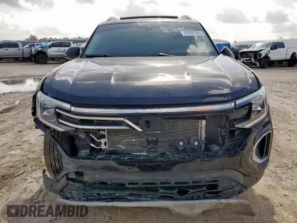 ✅ 2024 Volkswagen Atlas SE • VIN: 1V2JR2CA1RC579584 • Лот: 61060365. Опубликован ранее на Copart с пробегом 12 746 миль. Бесплатный доступ к архиву аукционных продаж из США и подробный отчёт об истории автомобиля на DreamBid. Изображение 5.