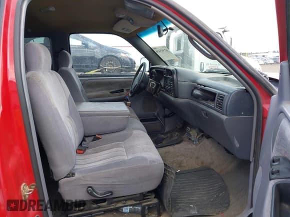 ✅ 1997 Dodge 1500 • VIN: 1B7HF13Z2VJ525760 • Lot: 42565456. Listed on IAAI with 218,390 mi. Free auction sales archive from the USA and detailed vehicle history report at DreamBid. Image 5.