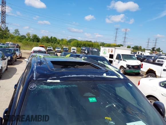 ✅ 2023 Jeep Grand Cherokee Summit • VIN: 1C4RJKEG8P8103667 • Lot: 43092833. Listed on IAAI with 70,209 mi. Free auction sales archive from the USA and detailed vehicle history report at DreamBid. Image 6.