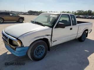 1995 Chevrolet S-10 LS z VIN 1GCCS19Z1S8222291, wystawiony jako Copart lot #77016404 z przebiegiem 85 792 mil mil oraz Szkoda całkowita • Salvage title. Historia ofert i sprzedaży dostępna na DreamBid. Obrazek 1.