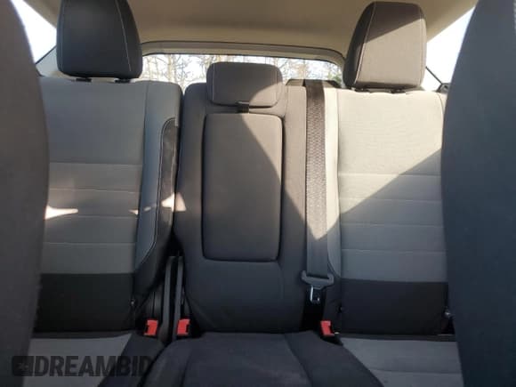 ✅ 2016 Ford Escape SE • VIN: 1FMCU9GX4GUB18446 • Лот: 92720625. Опубликован ранее на Copart с пробегом 70 164 миль. Бесплатный доступ к архиву аукционных продаж из США и подробный отчёт об истории автомобиля на DreamBid. Изображение 10.