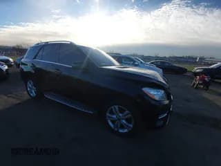 ✅ 2013 Mercedes-Benz M 350 • VIN: 4JGDA5HB2DA192499 • Lot: 43802546. Wystawiony na IAAI z przebiegiem 100 686 mil. Bezpłatny archiwum sprzedaży aukcyjnych z USA i szczegółowy raport historii pojazdu na DreamBid. Zdjęcie 1.