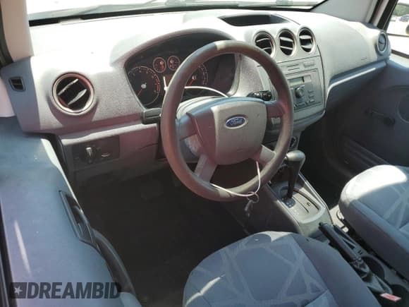 ✅ 2010 Ford Transit Connect XL • VIN: NM0LS7AN5AT003130 • Lot: 62169715. Wystawiony na Copart z przebiegiem Nie podano. Bezpłatny archiwum sprzedaży aukcyjnych z USA i szczegółowy raport historii pojazdu na DreamBid. Zdjęcie 8.