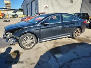 ✅ 2015 Hyundai Sonata Limited • VIN: 5NPE34AB5FH251578 • Lot: 90701105. Listed on Copart with 142,483 mi. Free auction sales archive from the USA and detailed vehicle history report at DreamBid. Image 1.