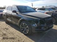 ✅ 2018 Bentley Bentayga Signature • VIN: SJAAC2ZV5JC017769 • Lot: 80888443. Wystawiony na Copart z przebiegiem 24 775 mil. Bezpłatny archiwum sprzedaży aukcyjnych z USA i szczegółowy raport historii pojazdu na DreamBid. Zdjęcie 4.