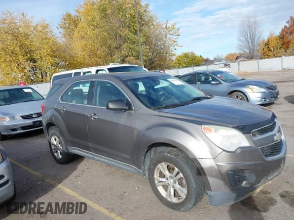 ✅ 2010 Chevrolet Equinox LS • VIN: 2CNFLCEW5A6344718 • Лот: 43639262. Опубликован ранее на IAAI с пробегом 186 888 миль. Бесплатный доступ к архиву аукционных продаж из США и подробный отчёт об истории автомобиля на DreamBid. Изображение 1.