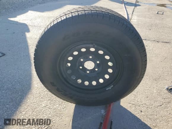 ✅ 2013 Chevrolet Suburban LTZ • VIN: 1GNSCKE0XDR184716 • Lot: 86562774. Wystawiony na Copart z przebiegiem 225 703 mil. Bezpłatny archiwum sprzedaży aukcyjnych z USA i szczegółowy raport historii pojazdu na DreamBid. Zdjęcie 13.