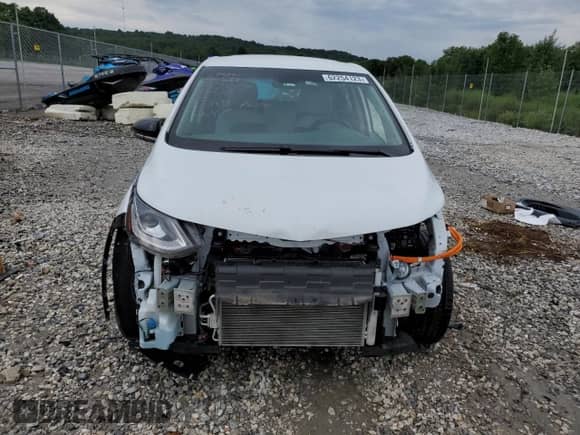 2020 Chevrolet Bolt EV LT z VIN 1G1FY6S0XL4144387, wystawiony jako Copart lot #62254123 z przebiegiem 23 999 mil mil oraz . Historia ofert i sprzedaży dostępna na DreamBid. Obrazek 5.