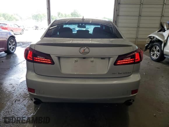✅ 2011 Lexus IS 350 • VIN: JTHCE5C24B5000693 • Lot: 61336465. Listed on Copart with 178,258 mi. Free auction sales archive from the USA and detailed vehicle history report at DreamBid. Image 6.