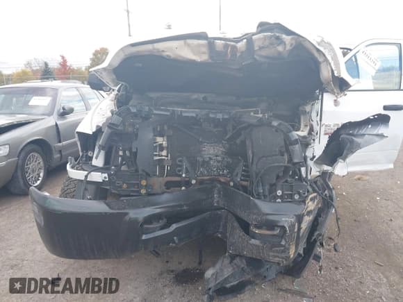 ✅ 2014 Ram 2500 Tradesman • VIN: 3C6UR5HJ6EG160380 • Lot: 43513291. Listed on IAAI with 142,868 mi. Free auction sales archive from the USA and detailed vehicle history report at DreamBid. Image 6.