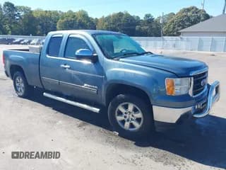 ✅ 2011 GMC Sierra 1500 SLE • VIN: 1GTR1VE05BZ439381 • Lot: 43454171. Wystawiony na IAAI z przebiegiem 132 297 mil. Bezpłatny archiwum sprzedaży aukcyjnych z USA i szczegółowy raport historii pojazdu na DreamBid. Zdjęcie 1.
