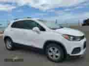 2020 Chevrolet Trax LT z VIN 3GNCJLSB7LL200222, wystawiony jako Copart lot #80557415 z przebiegiem 67 534 mil mil oraz Szkoda całkowita • Salvage title. Historia ofert i sprzedaży dostępna na DreamBid. Obrazek 4.