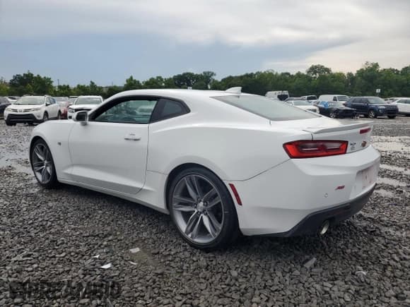 ✅ 2017 Chevrolet Camaro 2LT • VIN: 1G1FD1RSXH0116304 • Lot: 55969415. Listed on Copart with 24,164 mi. Free auction sales archive from the USA and detailed vehicle history report at DreamBid. Image 2.