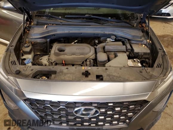 ✅ 2019 Hyundai Santa Fe SE • VIN: 5NMS2CAD3KH031283 • Lot: 38887963. Wystawiony na Copart z przebiegiem 57 939 mil. Bezpłatny archiwum sprzedaży aukcyjnych z USA i szczegółowy raport historii pojazdu na DreamBid. Zdjęcie 12.