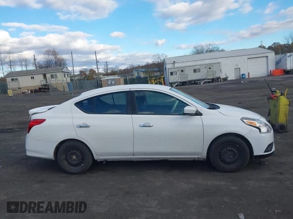 ✅ 2019 Nissan Versa SV • VIN: 3N1CN7AP0KL836984 • Lot: 43636931. Listed on IAAI with 142,667 mi. Free auction sales archive from the USA and detailed vehicle history report at DreamBid. Image 13.