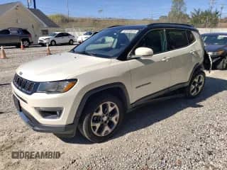 2019 Jeep Compass Limited с VIN 3C4NJDCB6KT629954, выставлен на аукционе Copart как лот 82418815 с пробегом 90 579 миль миль и Списание • Salvage title. История ставок и продаж доступна на DreamBid. Изображение 1.