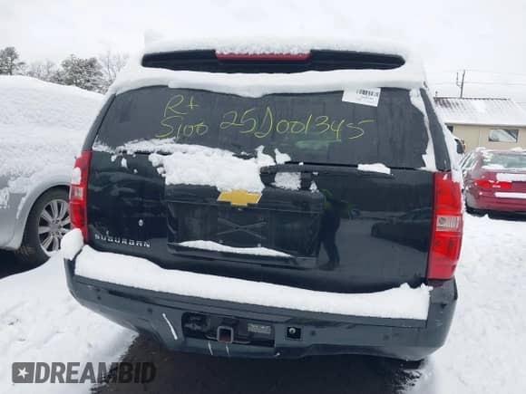 2014 Chevrolet Suburban LT с VIN 1GNSKJE72ER188402, выставлен на аукционе IAAI как лот 41529767 с пробегом Не указан миль и . История ставок и продаж доступна на DreamBid. Изображение 15.