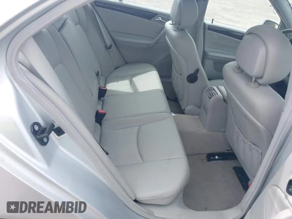 ✅ 2006 Mercedes-Benz C 280 Luxury • VIN: WDBRF92H86F739098 • Lot: 42363904. Wystawiony na IAAI z przebiegiem 146 275 mil. Bezpłatny archiwum sprzedaży aukcyjnych z USA i szczegółowy raport historii pojazdu na DreamBid. Zdjęcie 8.