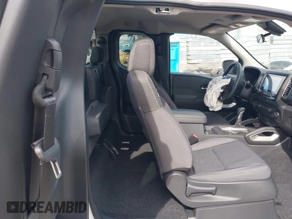 ✅ 2024 Nissan Frontier S • VIN: 1N6ED1CM1RN660317 • Lot: 41086992. Listed on IAAI with 4,933 mi. Free auction sales archive from the USA and detailed vehicle history report at DreamBid. Image 8.