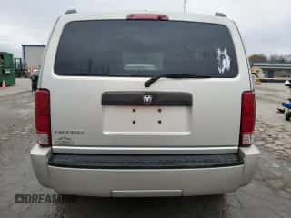 2008 Dodge Nitro SXT с VIN 1D8GT28K18W273997, выставлен на аукционе Copart как лот 82488214 с пробегом 185 077 миль миль и Списание • Salvage title. История ставок и продаж доступна на DreamBid. Изображение 6.