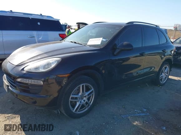✅ 2012 Porsche Cayenne • VIN: WP1AA2A20CLA06038 • Лот: 42199260. Опубликован ранее на IAAI с пробегом 161 681 миль. Бесплатный доступ к архиву аукционных продаж из США и подробный отчёт об истории автомобиля на DreamBid. Изображение 2.