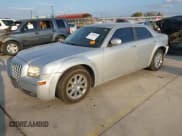 ✅ 2007 Chrysler 300 Touring • VIN: 2C3KA53G77H611469 • Lot: 43735258. Listed on IAAI with 235,985 mi. Free auction sales archive from the USA and detailed vehicle history report at DreamBid. Image 2.