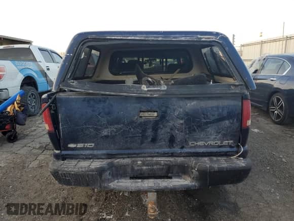 2002 Chevrolet S-10 LS с VIN 1GCDT13W92K204852, выставлен на аукционе Copart как лот 88025495 с пробегом Не указан миль и Списание • Salvage title. История ставок и продаж доступна на DreamBid. Изображение 6.