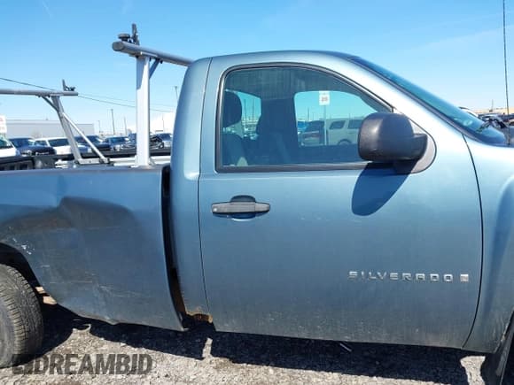 ✅ 2007 Chevrolet Silverado 1500 Work Truck • VIN: 1GCEC14C97E565979 • Лот: 42135328. Опубликован ранее на IAAI с пробегом 94 749 миль. Бесплатный доступ к архиву аукционных продаж из США и подробный отчёт об истории автомобиля на DreamBid. Изображение 13.